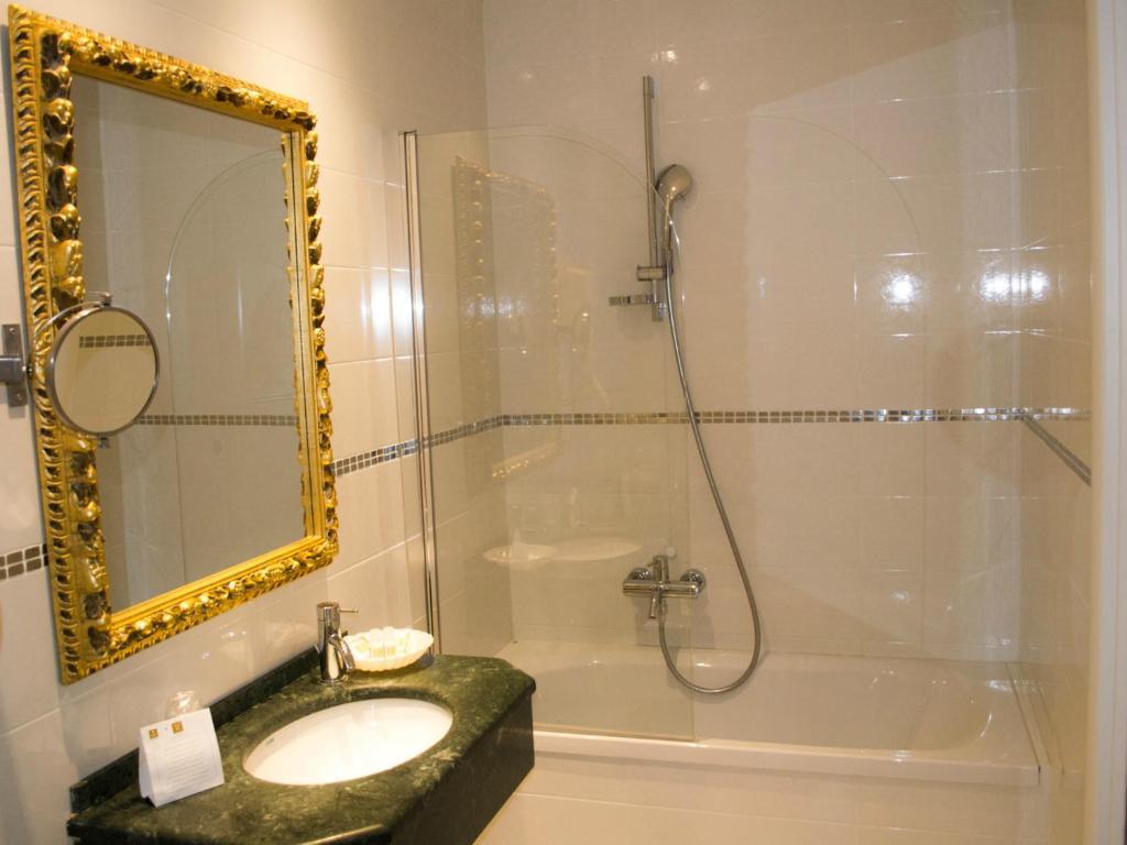 Standard Double or Twin Room,632968731:JPEG